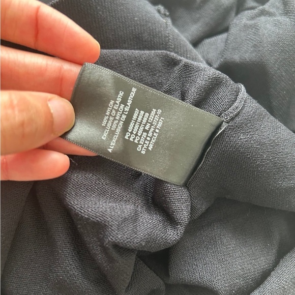 Aritzia Babaton Black Top - Picture 6 of 6